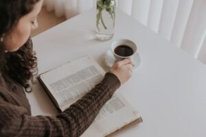 5 Best Books for Childfree People to Read